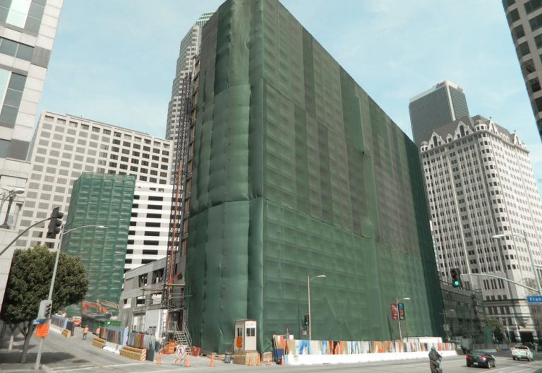 Mesh Debris Tarps EnScaf Enclosures